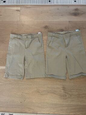 Old Navy Tan Khaki Shorts - Neutral Tan 2 Pairs Size 20